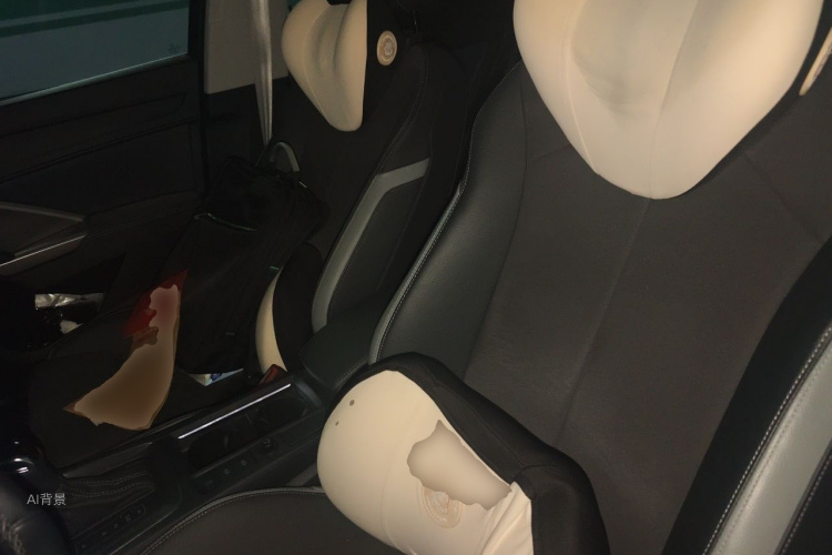 Audi Q3 2023 car image #17