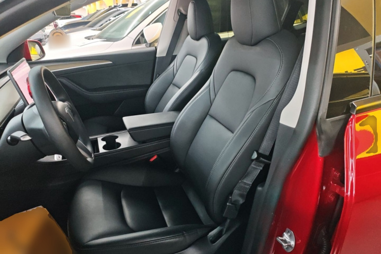 Tesla Model Y 2023 #19 Tesla Model Y 2023 car image #19