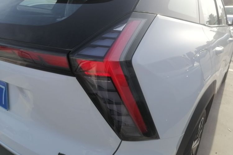 GEELY Boyue L 2026 immagine di auto #8