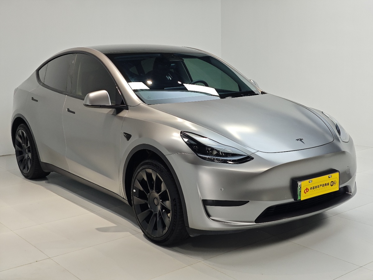 Tesla Model Y 2023 #3 Tesla Model Y 2023 car image #3
