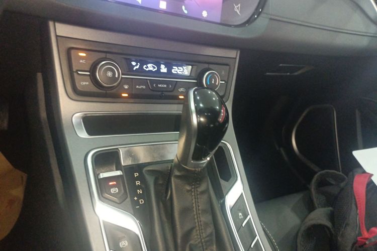 GEELY Emgrand 2021 #18 GEELY Emgrand 2021 car image #18