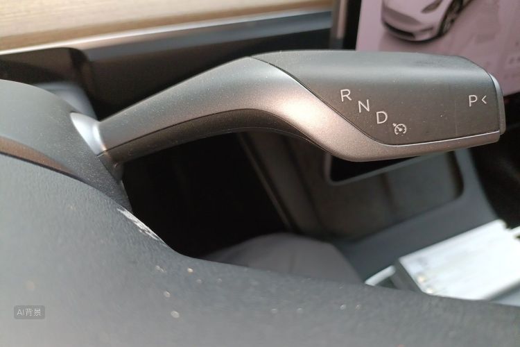 Tesla Model Y 2022 #16 Tesla Model Y 2022 car image #16