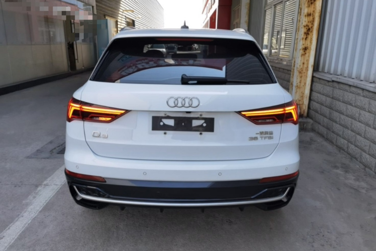 Audi Q3 2023 #6 Audi Q3 2023 car image #6