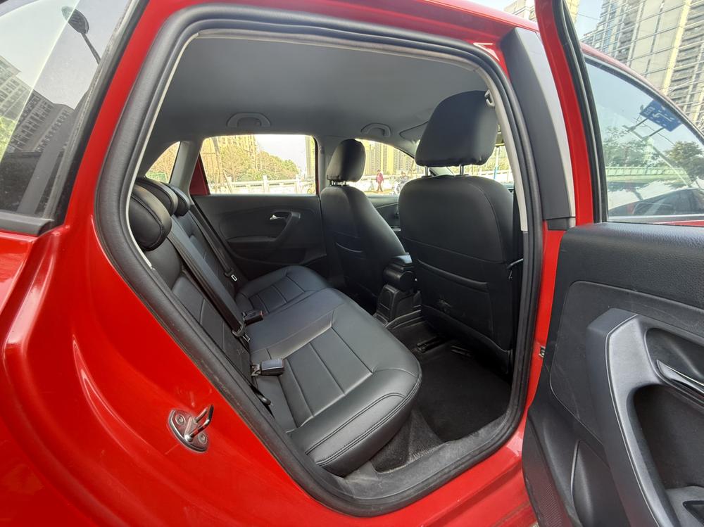 Volkswagen Polo 2014 #12 Volkswagen Polo 2014 car image #12