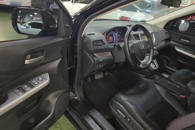 Honda CR-V 2015 immagine di auto #16