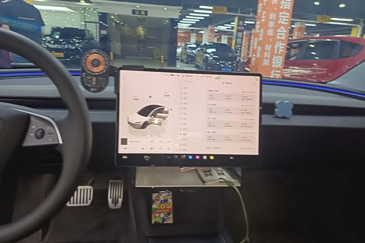 Tesla Model 3 2025 #13 Tesla Model 3 2025 car image #13