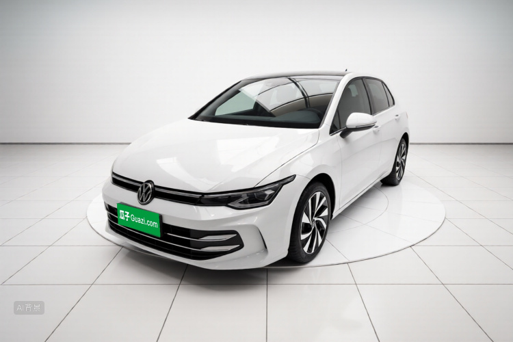 Volkswagen Golf 2025 car image #2