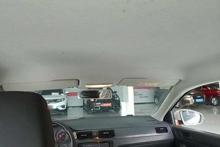 Volkswagen Santana 2018 car image #18