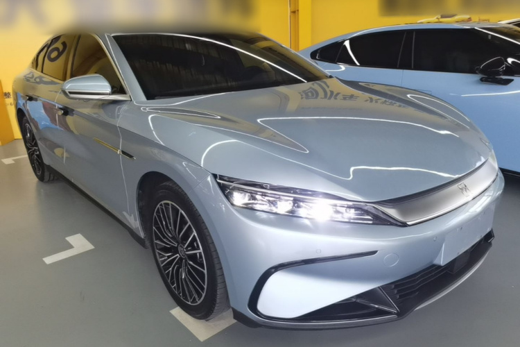 BYD Han 2023 car image #6