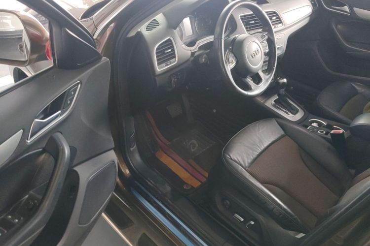 Audi Q3 2019 #16 Audi Q3 2019 car image #16