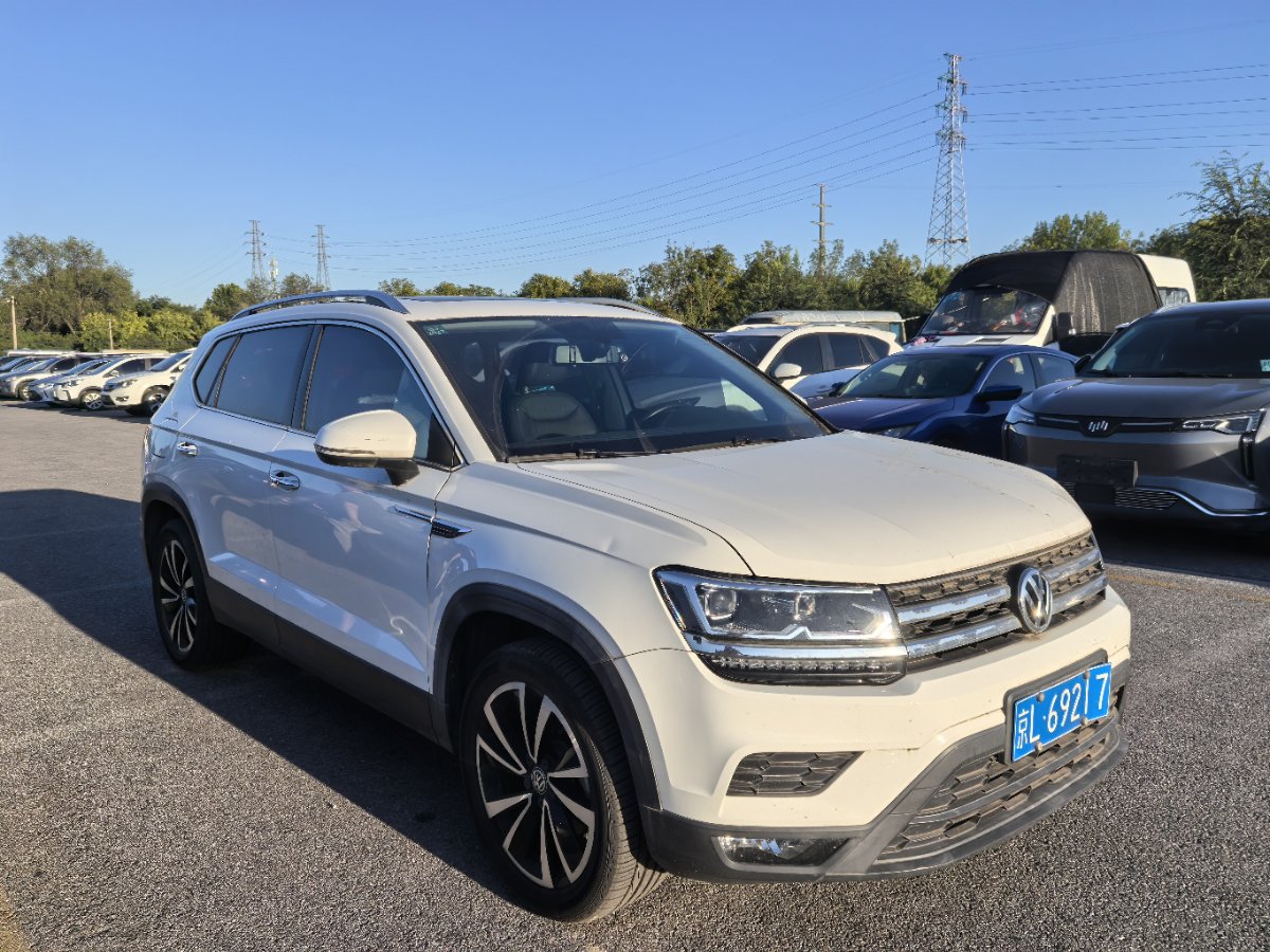Volkswagen Tharu 2019 car image #3