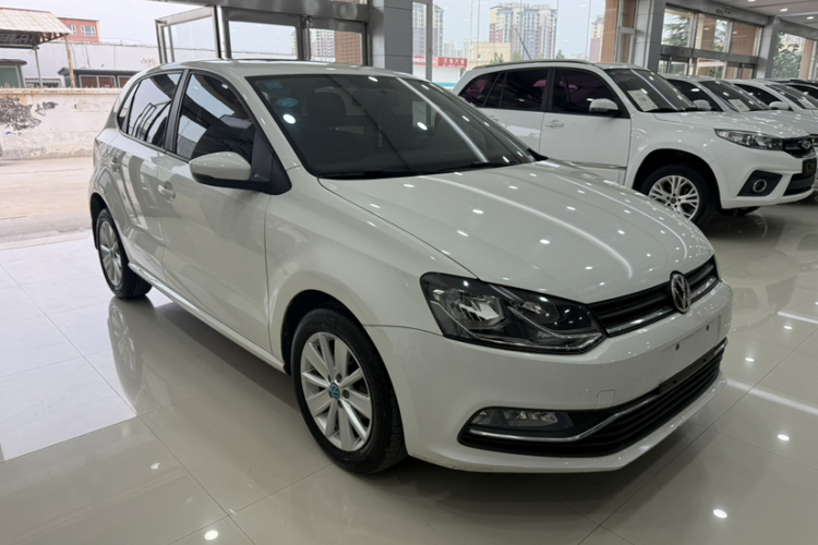 Volkswagen Polo 2019 #4 Volkswagen Polo 2019 car image #4