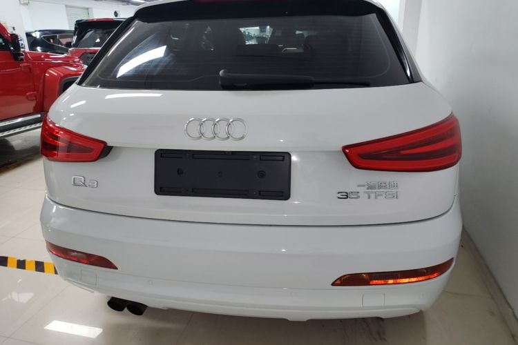 Audi Q3 2015 immagine di auto #6