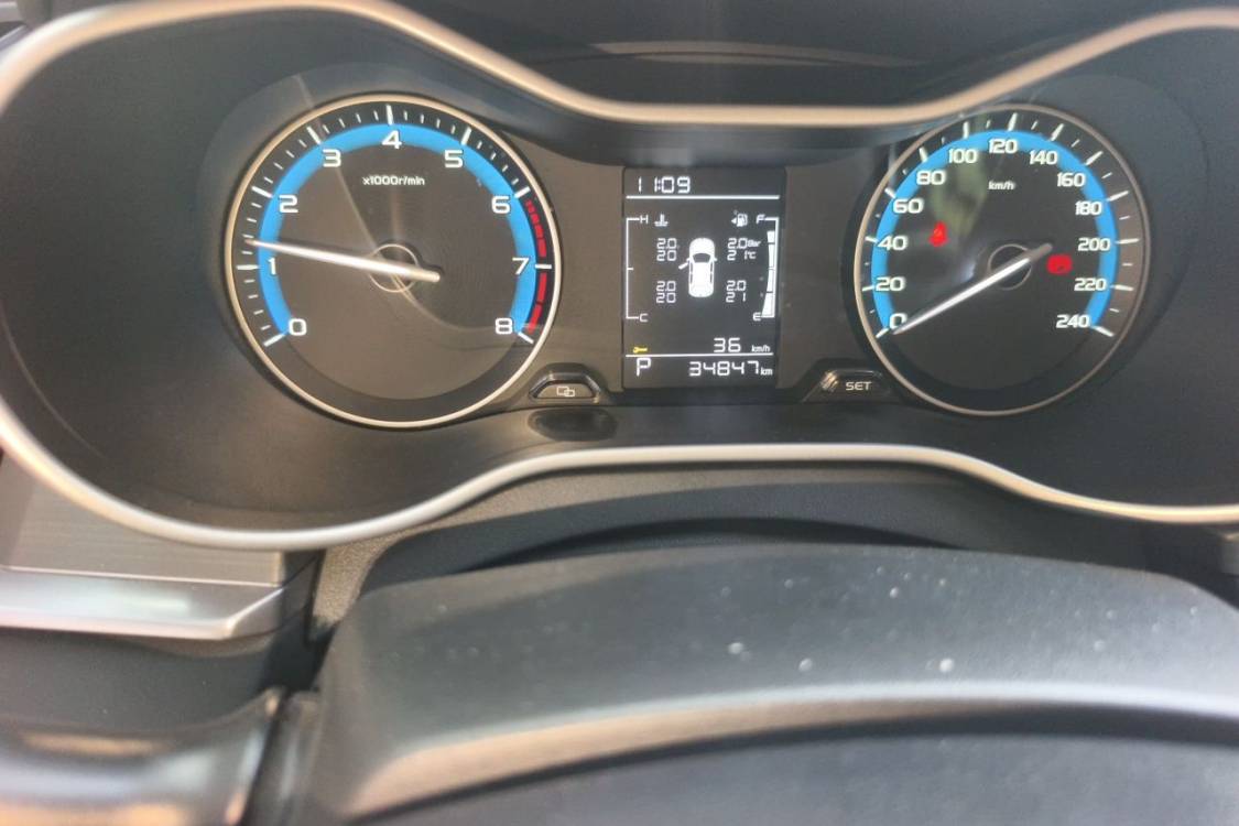 GEELY Emgrand 2021 #25 GEELY Emgrand 2021 imagen de coche #25