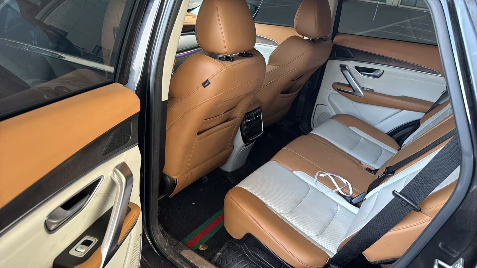 Jetour X70 PLUS 2021 car image #3