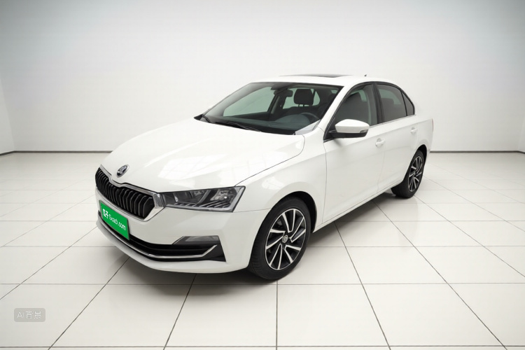 Skoda Rapid 2021 car image #2