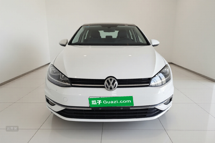 Volkswagen Golf 2018 car image #3