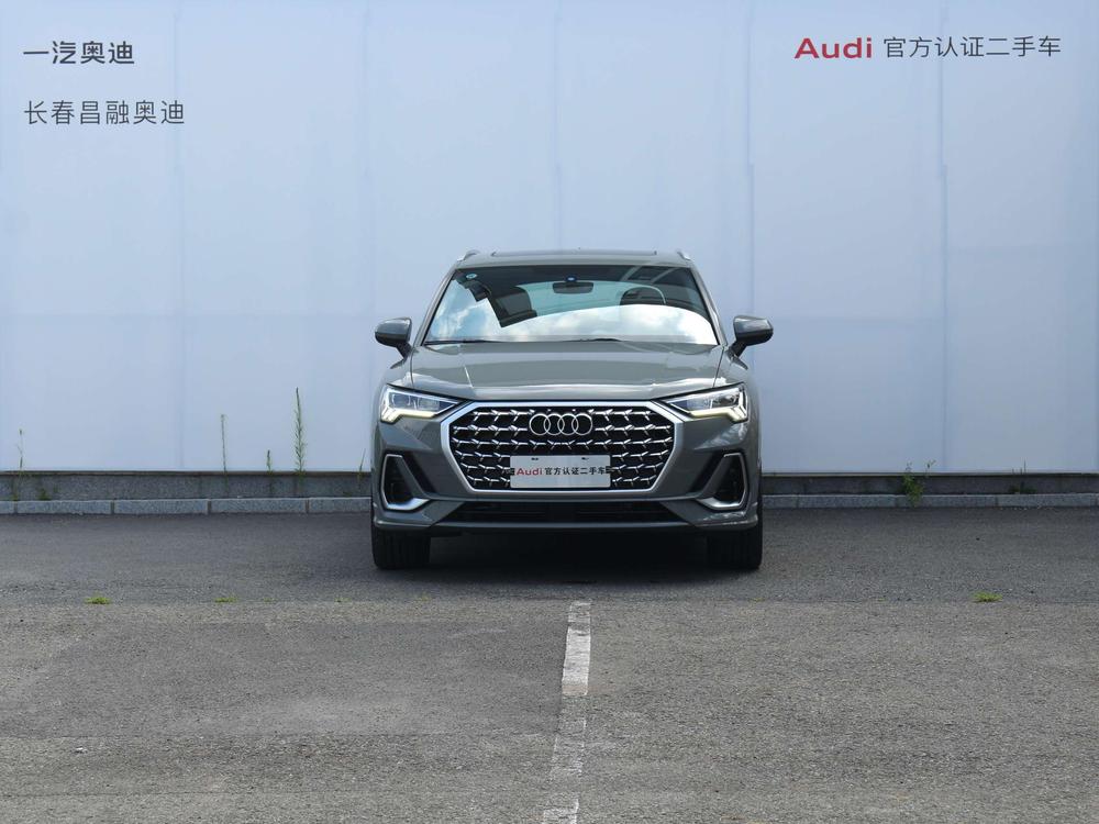 Audi Q3 2025 immagine di auto #2