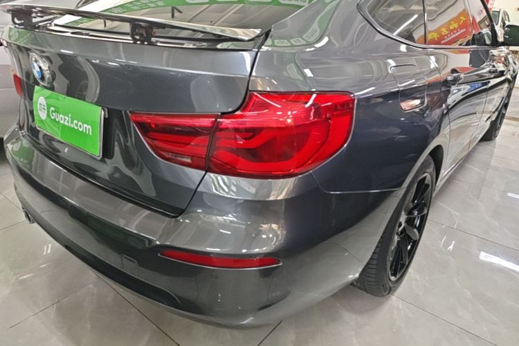 BMW 3 Series GT 2018 car image #8