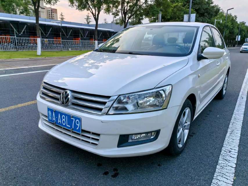 Volkswagen Santana 2016 car image 