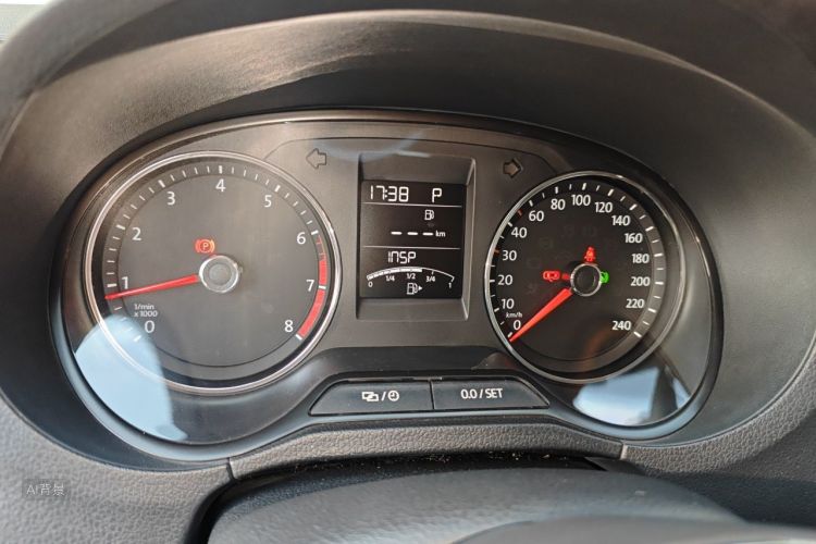 Volkswagen Polo 2018 car image #13