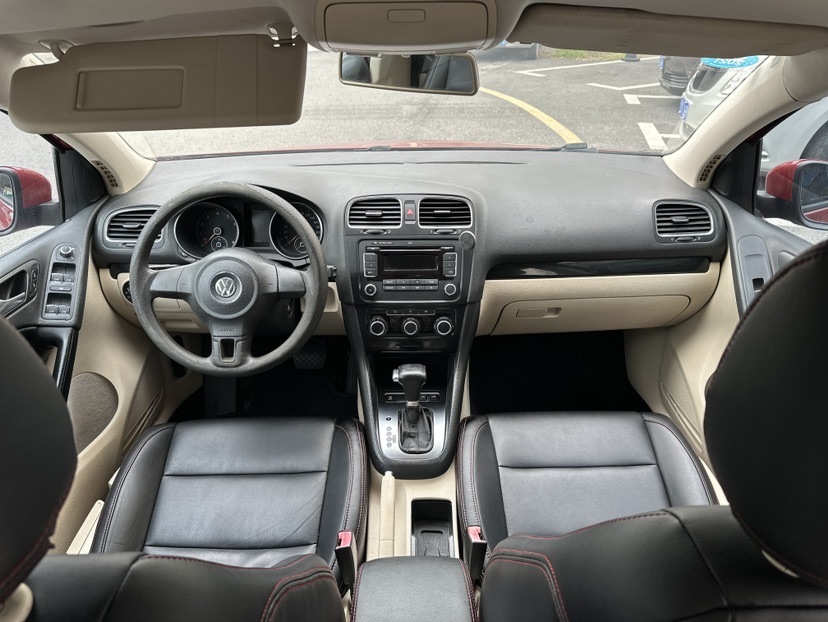 Volkswagen Golf 2010 #6 Volkswagen Golf 2010 car image #6