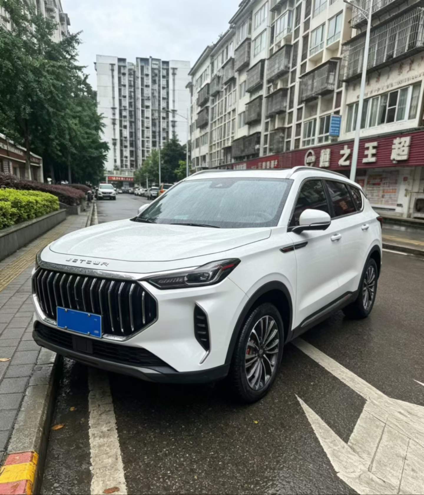 Jetour X70 PLUS 2025 Jetour X70 PLUS 2025 car image