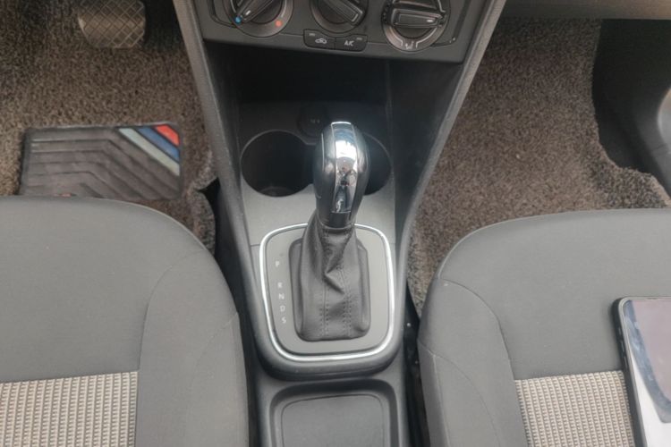 Volkswagen Polo 2018 #14 Volkswagen Polo 2018 car image #14