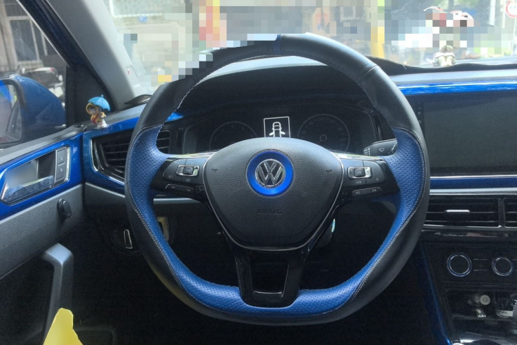 Volkswagen Polo 2020 car image #11