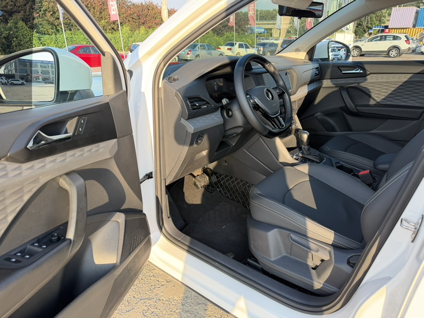 Volkswagen Tharu 2023 #4 Volkswagen Tharu 2023 car image #4