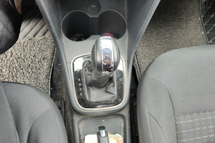 Volkswagen Polo 2019 #14 Volkswagen Polo 2019 car image #14