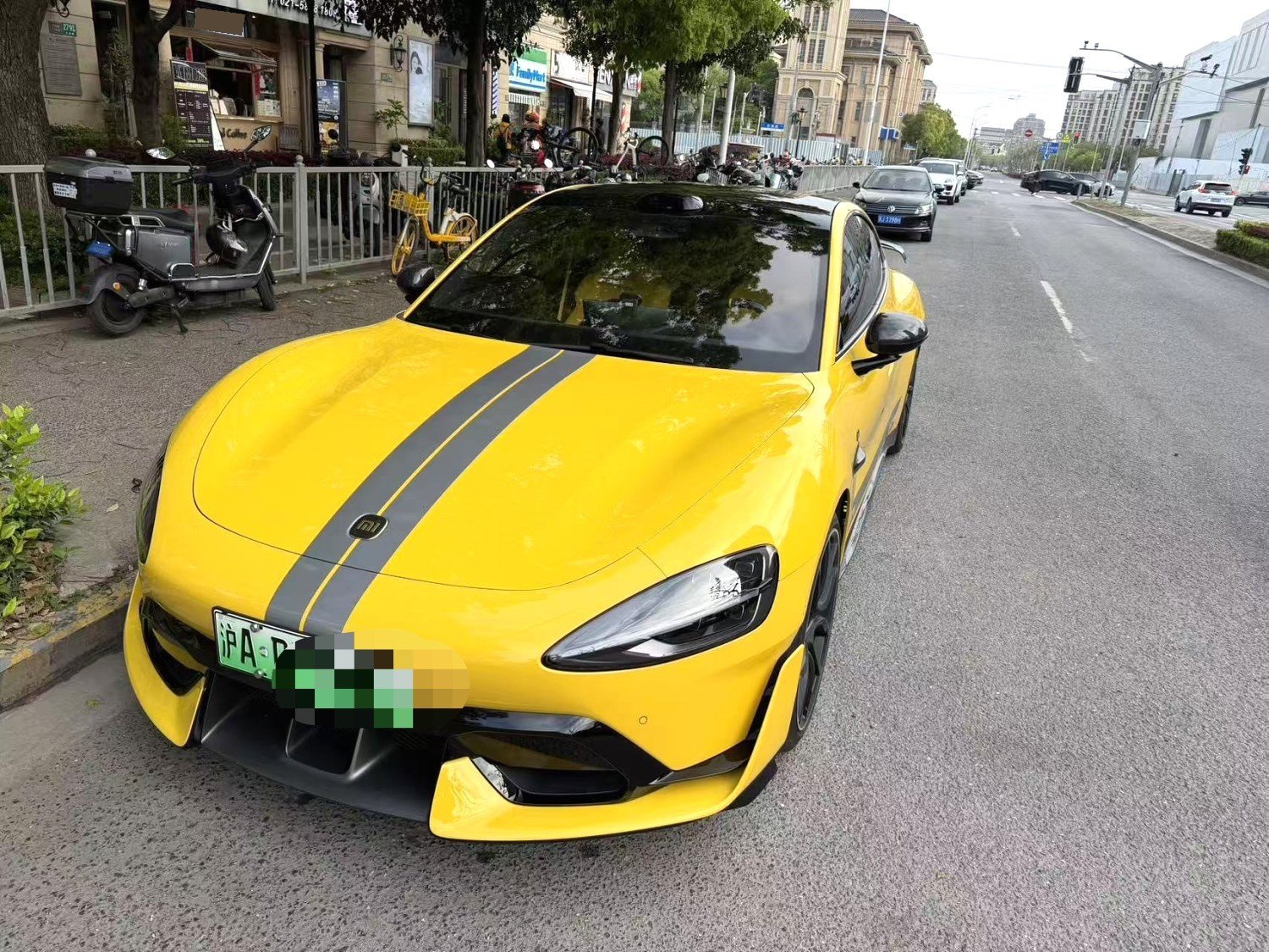 MI SU7 Ultra 2025 car image 