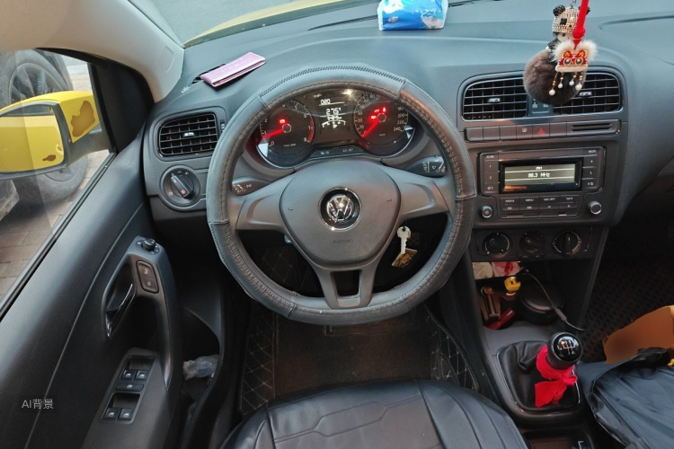 Volkswagen Polo 2015 #12 Volkswagen Polo 2015 car image #12