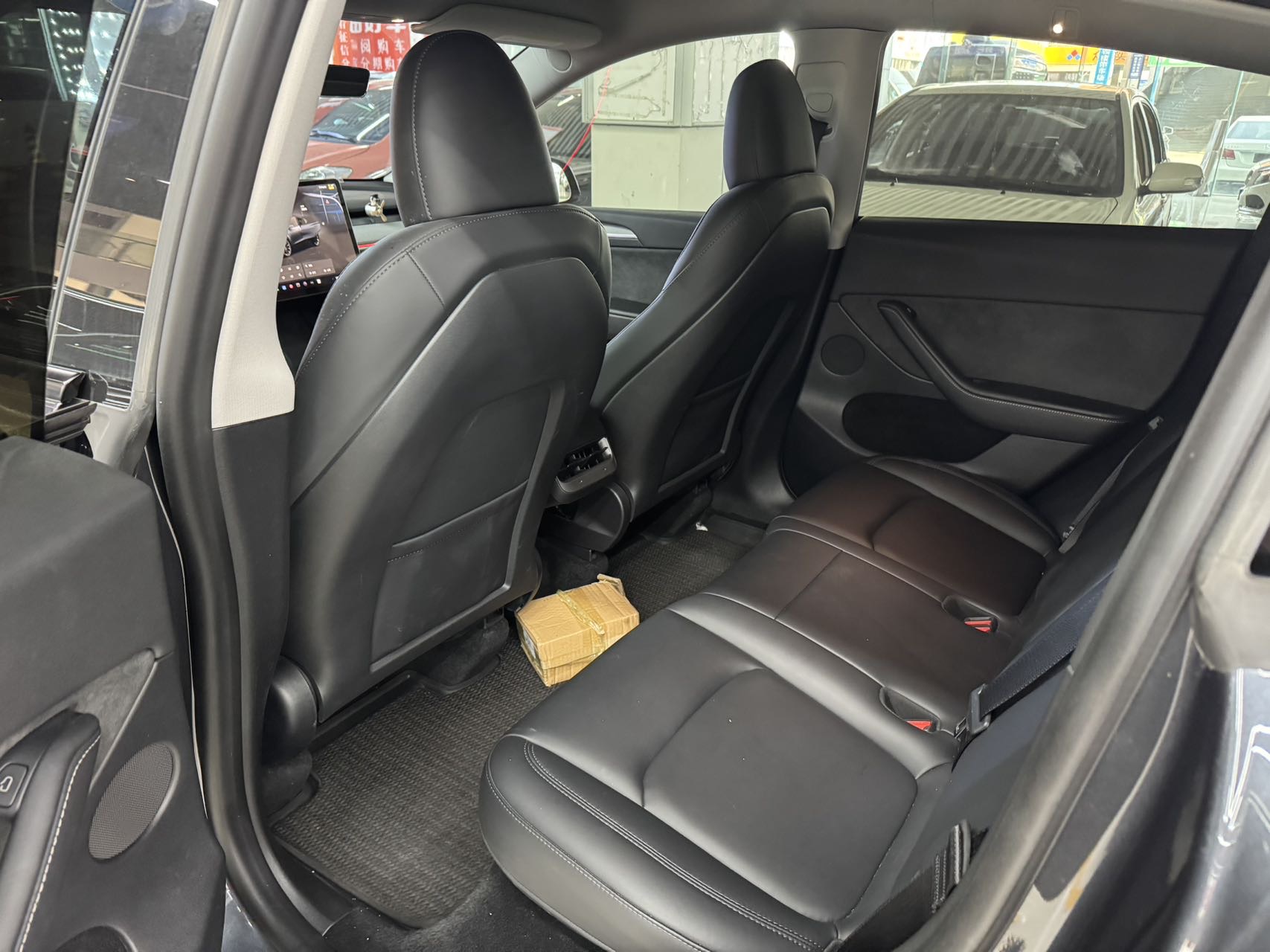 Tesla Model Y 2024 car image #6