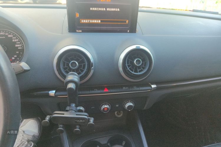 Audi A3 2019 car image #15