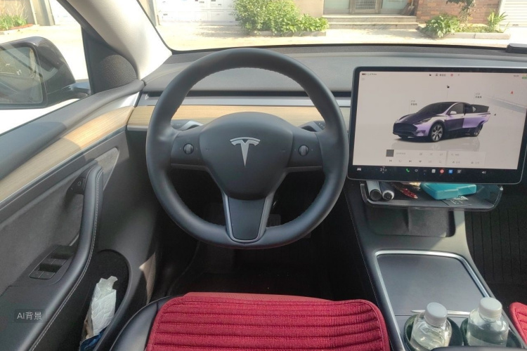 Tesla Model Y 2023 #12 Tesla Model Y 2023 car image #12
