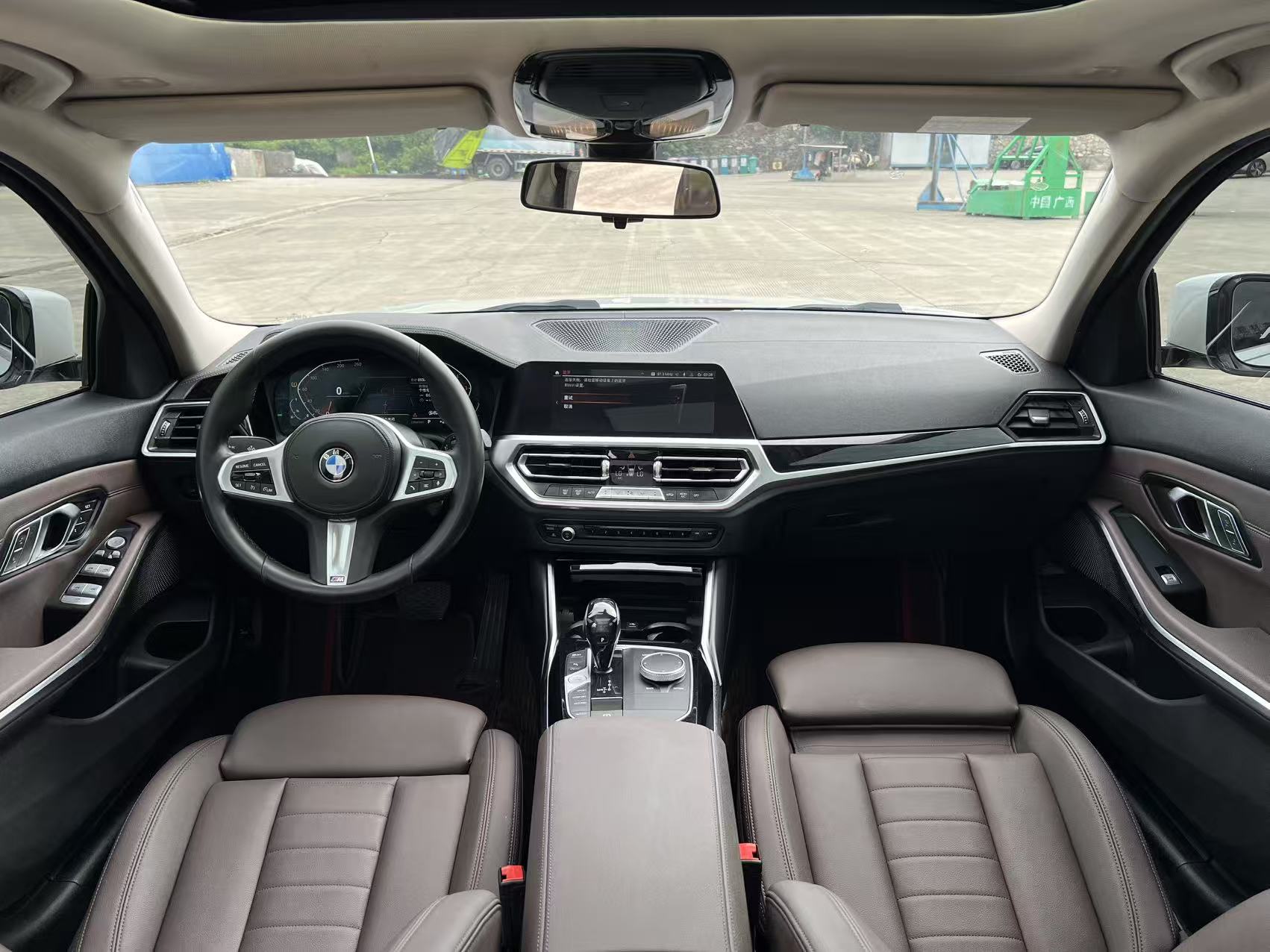 BMW 3 Series 2021 car image #11