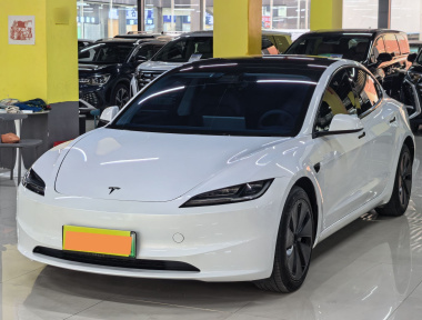 Tesla Model 3 2024 صورة سيارة 