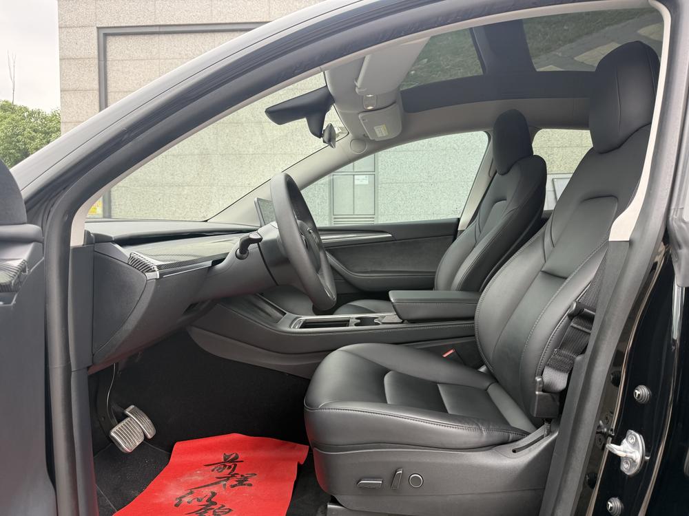 Tesla Model Y 2021 #12 Tesla Model Y 2021 car image #12