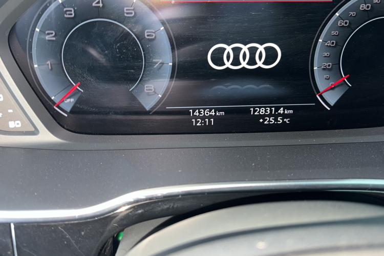Audi Q3 2023 #9 Audi Q3 2023 car image #9
