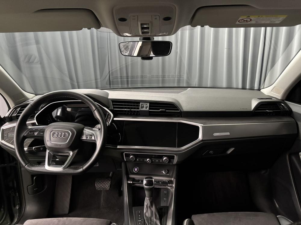 Audi Q3 2022 #12 Audi Q3 2022 car image #12
