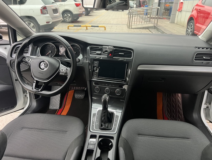 Volkswagen Golf 2019 #9 Volkswagen Golf 2019 car image #9