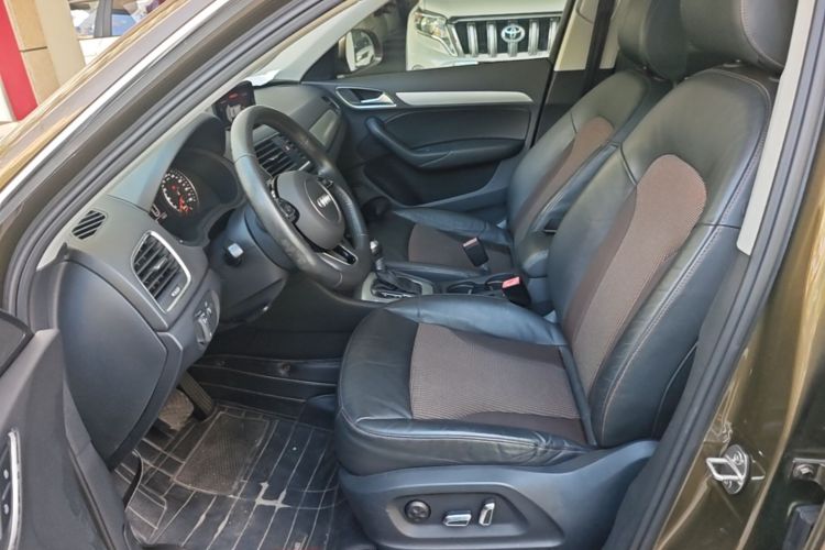 Audi Q3 2019 #19 Audi Q3 2019 car image #19