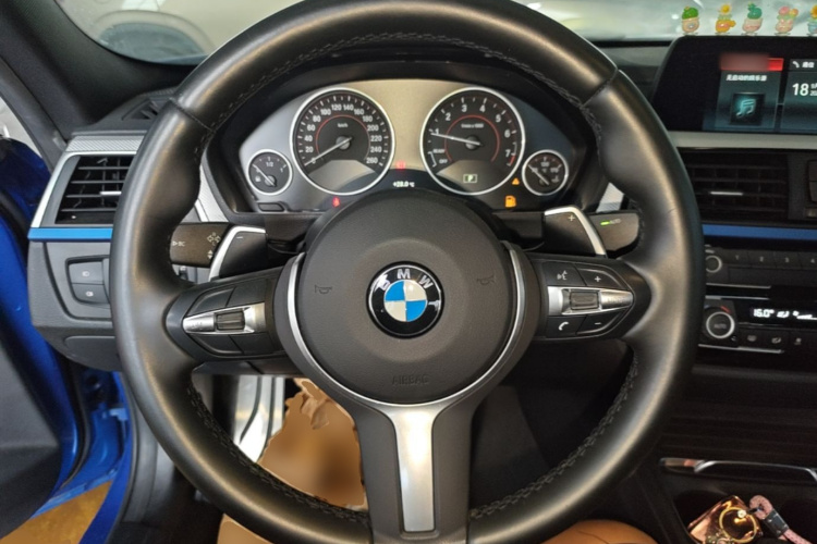 BMW 3 Series 2019 #11 BMW 3 Series 2019 car image #11
