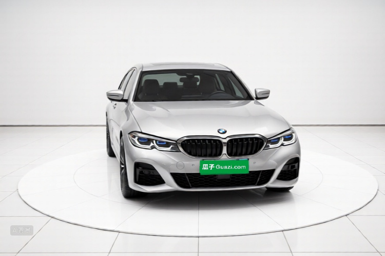BMW 3 Series 2022 #4 BMW 3 Series 2022 car image #4