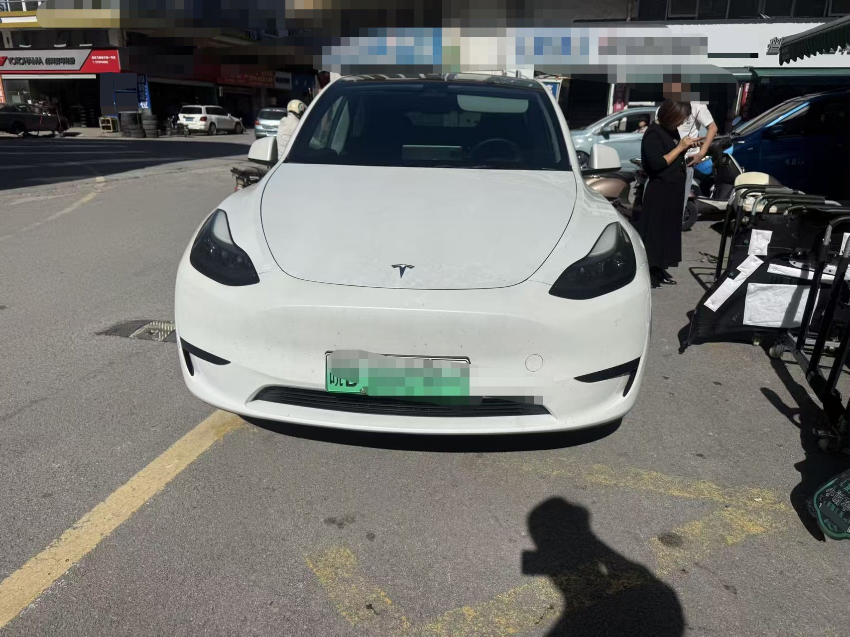 Tesla Model Y 2024 car image #2