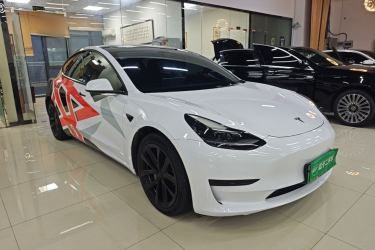 Tesla Model 3 2021 #4 Tesla Model 3 2021 car image #4