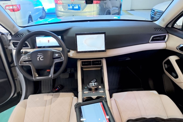 BYD YuanUP 2024 #10 BYD YuanUP 2024 car image #10