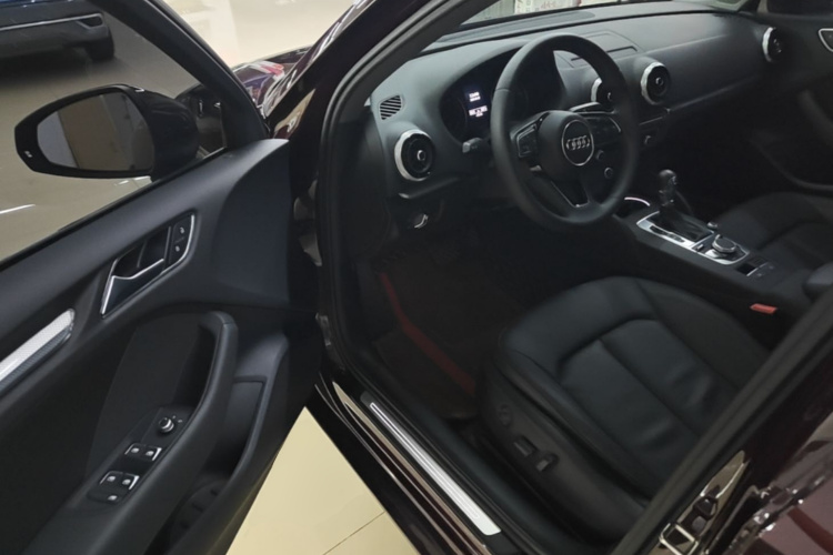 Audi A3 2019 #15 Audi A3 2019 car image #15
