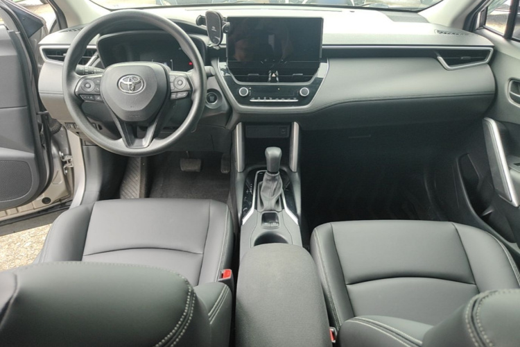 Toyota Corolla Cross 2023 #10 Toyota Corolla Cross 2023 car image #10